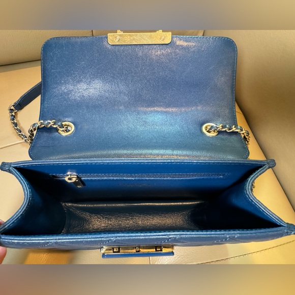 Sold x Chanel Timeless Chanel Mini Beauty Lock Flap Bag - Picture 6 of 10